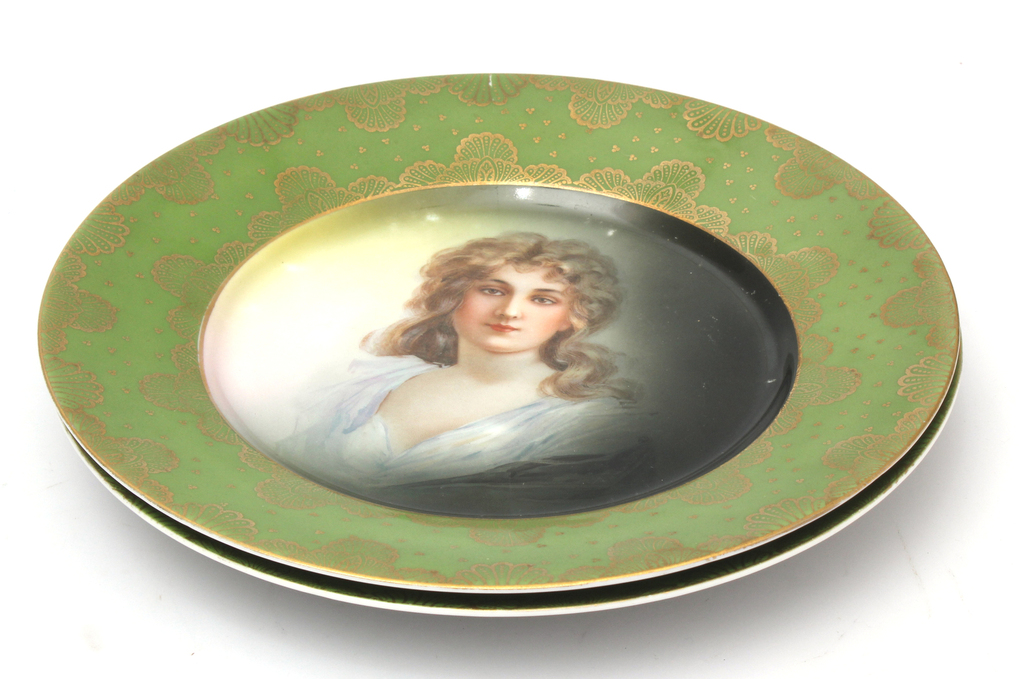 Розенталь фарфоровые тарелки с портретом дамы. 2 шт.