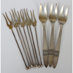 Set of silver forks (10 pcs)