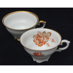 Porcelain cups (2 pcs) with defects