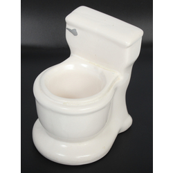 Porcelain dish/toiletry holder in the shape of a pot