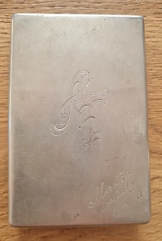 Silver porcigar, cigarette case with emblem 222g.
