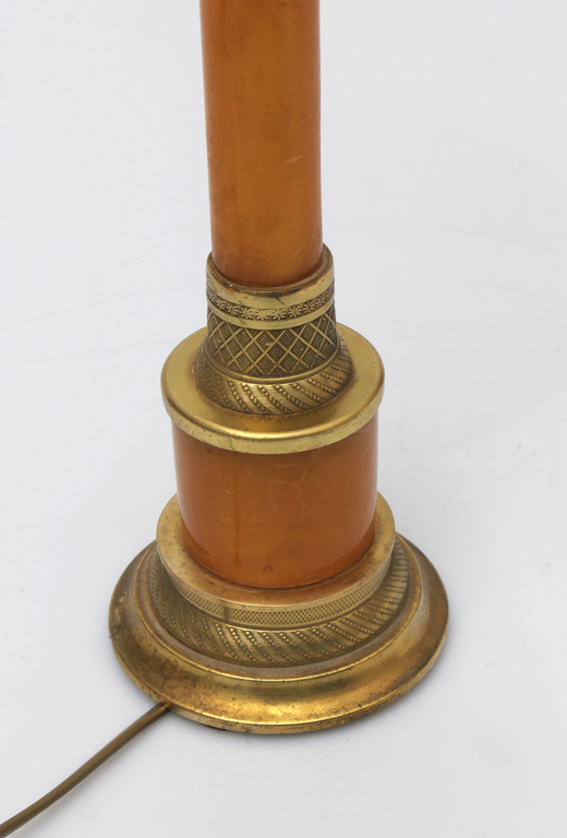 Gilded broza lamp with pressed amber