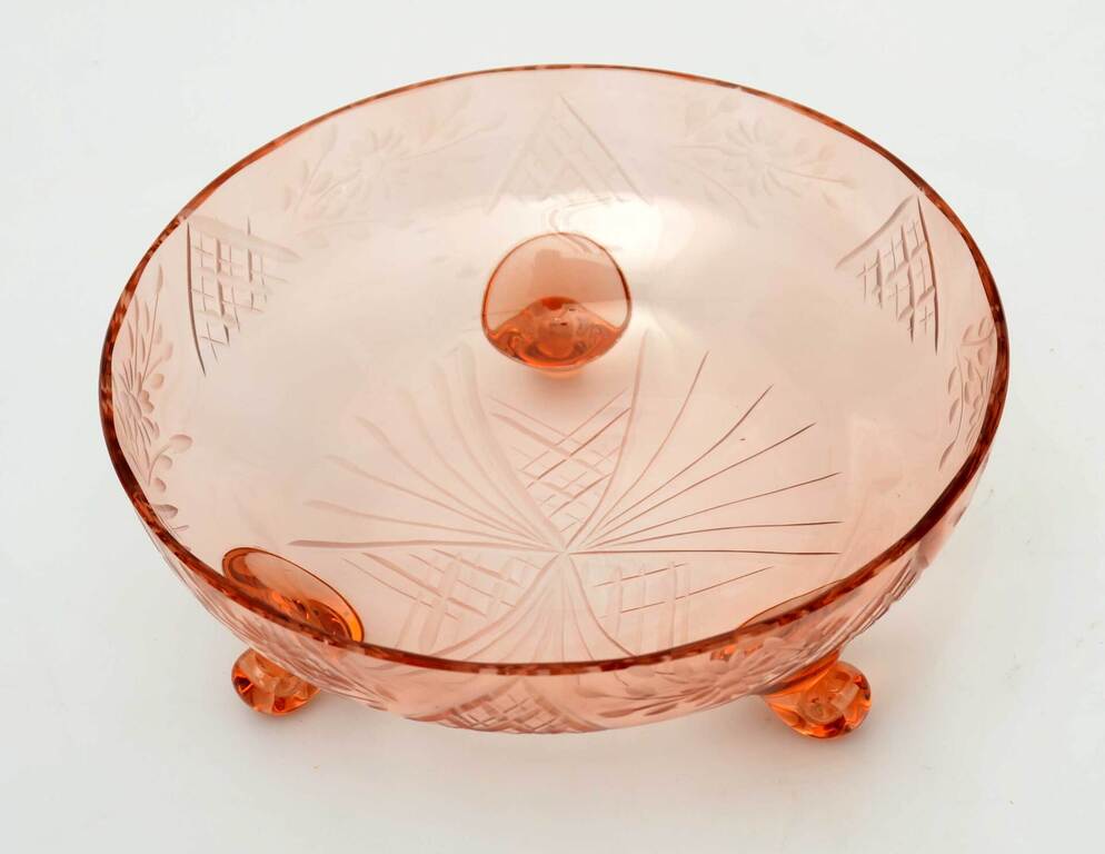 Iļguciema glass decorative vessel