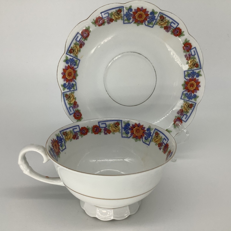 Tea couple, fine porcelain. Bavaria, hand-painted.