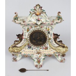 Porcelain mantel clock