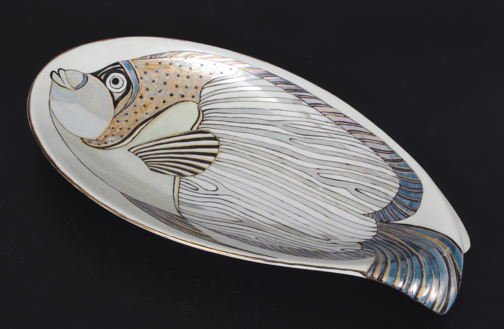 Porcelāna šķīvis ''Zivs''