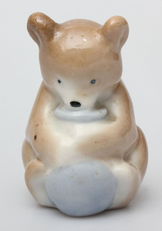 Porcelāna figūriņa ''Lācis ar medus podu''