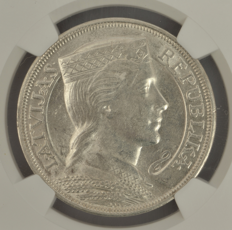 Silver five-lat coin, 1931