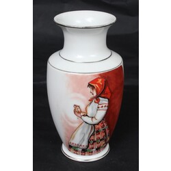 Фарфоровая ваза Jessen с росписью