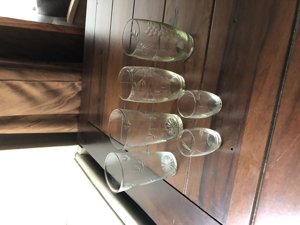 Iļģuciema (Beka) stikla fabrikas glazes - kopā 6