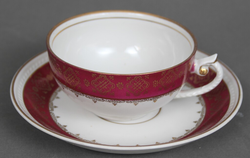 Nepilna Rīgas porcelāna tējas servīze 