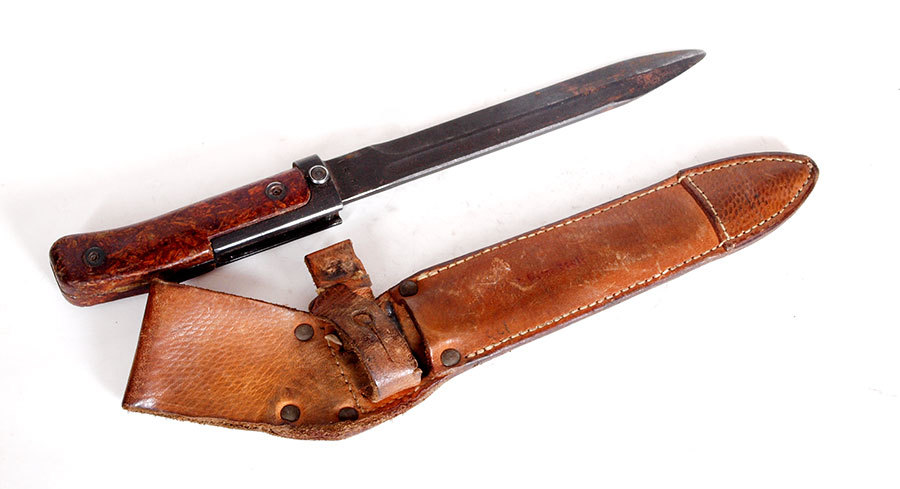 Knife with leather case