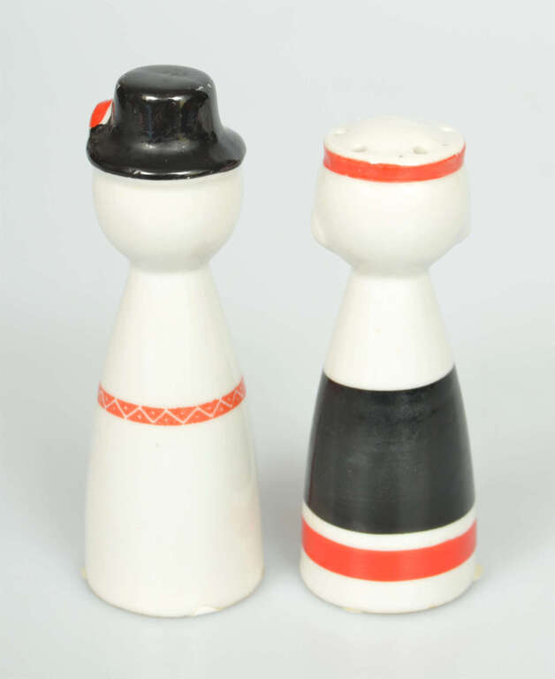 Porcelain salt and pepper shaker
