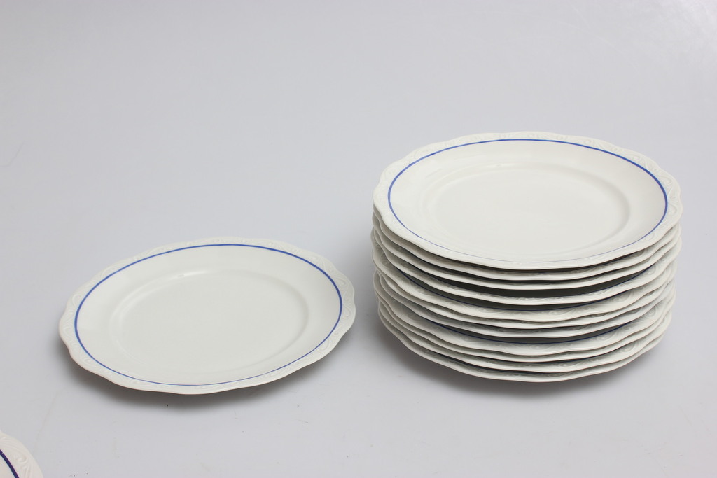Набор фарфоровых тарелок КПМ (1+12 шт.)