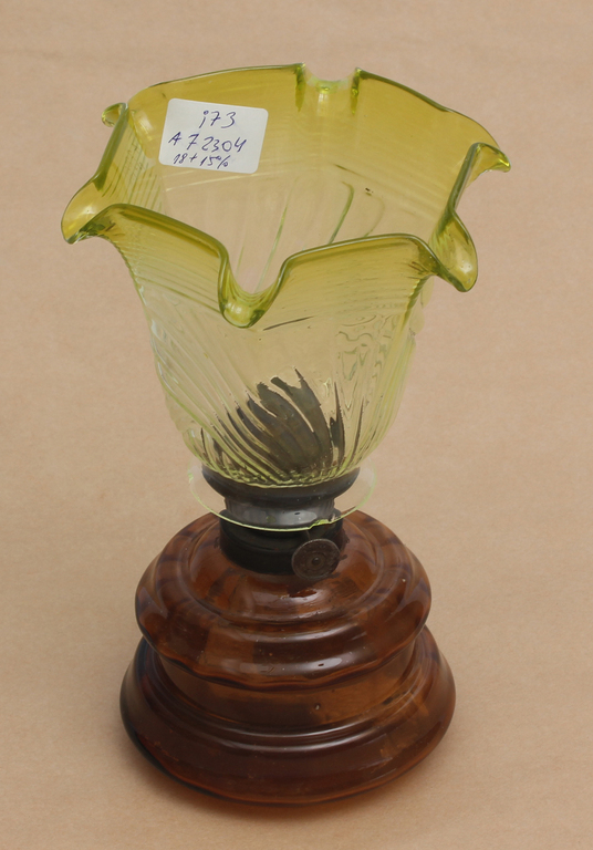 Kerosene lamp (small defect in the upper part of the glass)