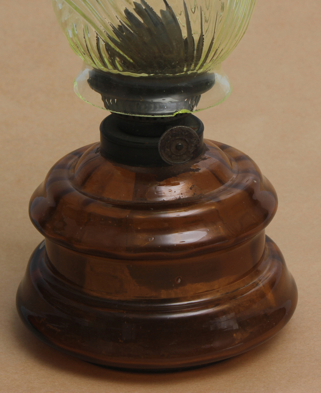 Kerosene lamp (small defect in the upper part of the glass)
