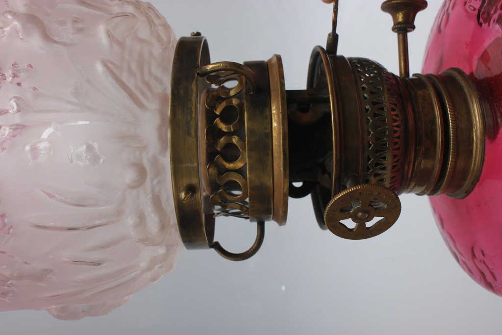 Empire style kerosene lamp