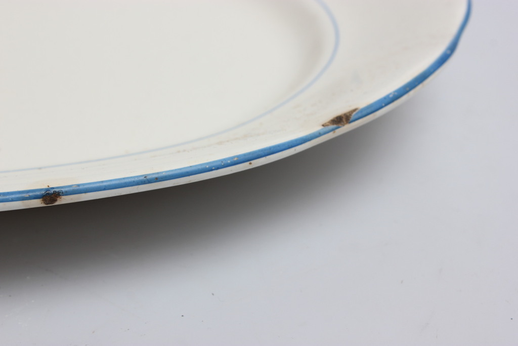  Porcelāna servējamais šķīvis    
