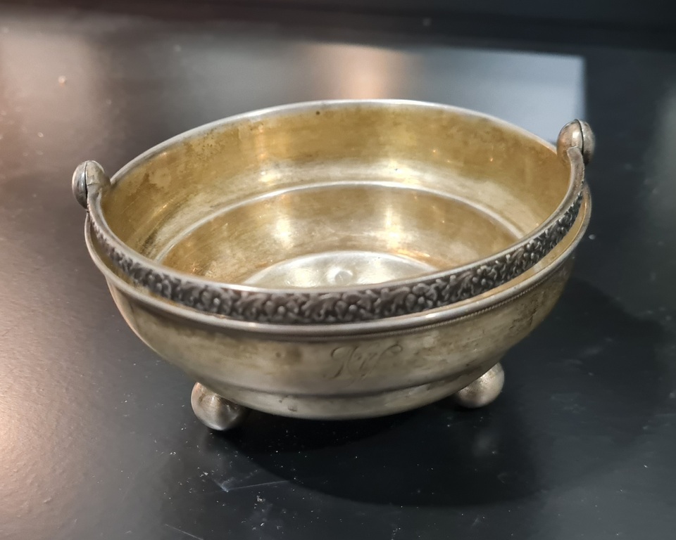 Silver sugar bowl. 1939. 92gr.