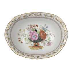 Porcelain dish with floral decoration