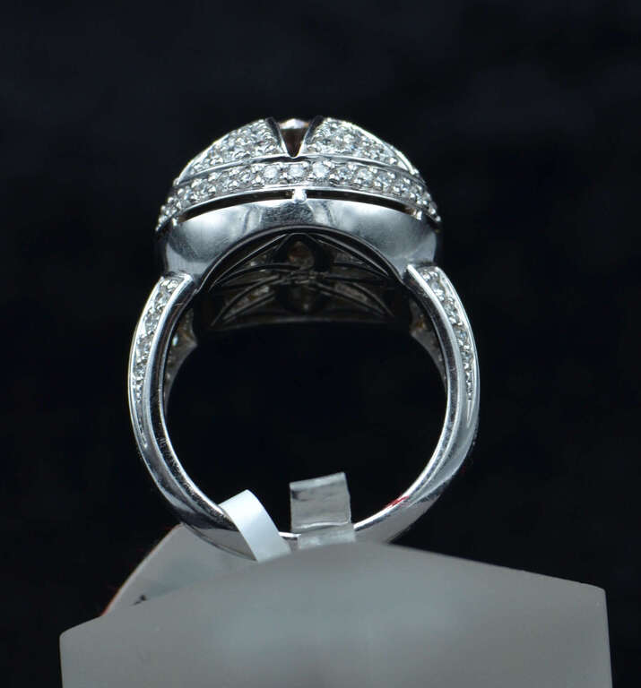 Золотое кольцо с 99 натуральными бриллиантами