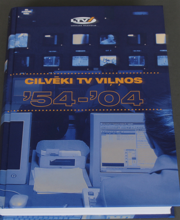 Книга ''Cilvēki TV viļņos '54-'04''