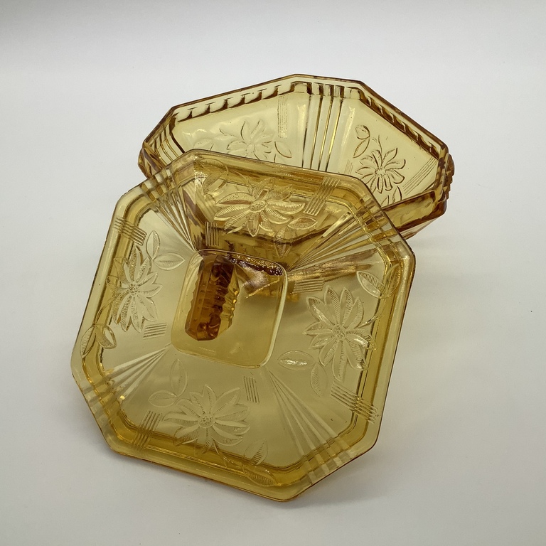 Шкатулка. Медовое стекло . Арт Деко. Франция(Бельгия) 1930 год