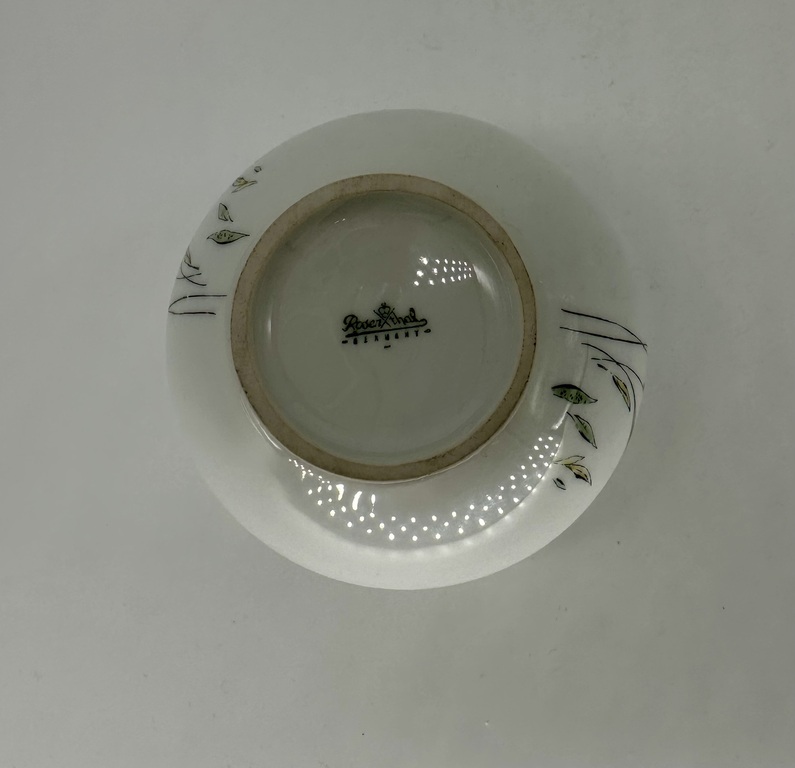 Rozentāla porcelāna vāze ar ziedu rotājumu. 50-60