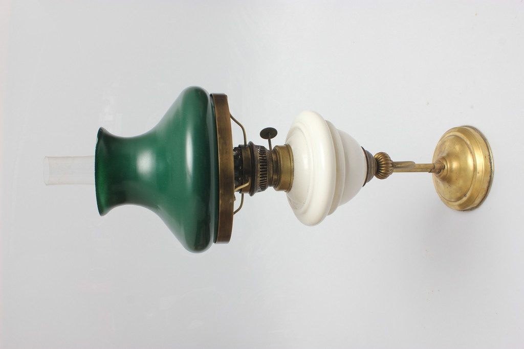 Bronze kerosene lamp - rare variant