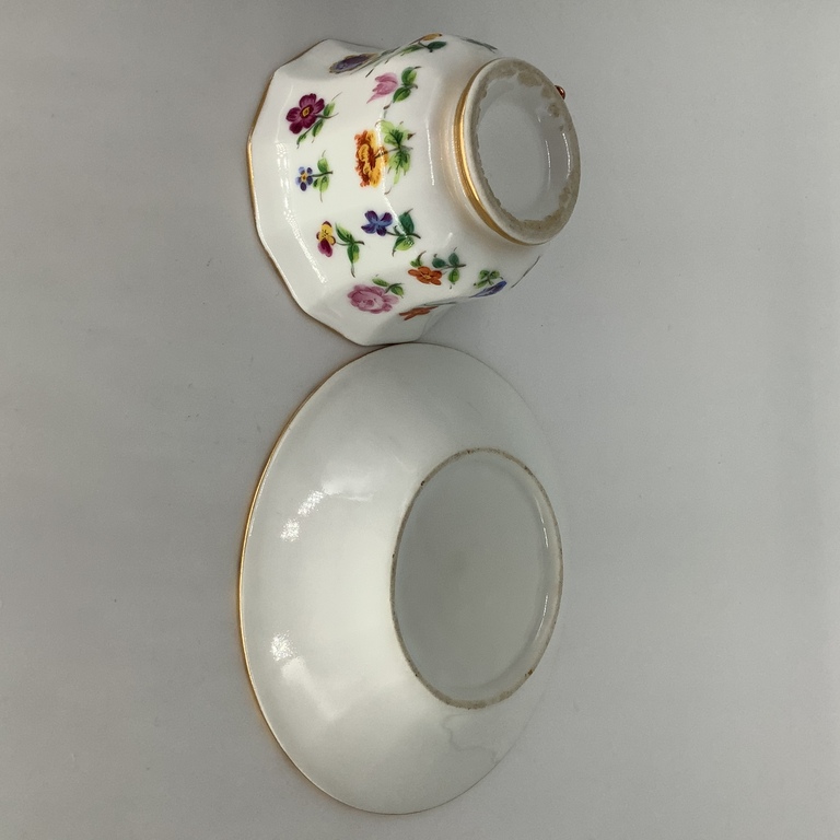 Tea pair, Kornilov brothers factory, 1900. Hand painted. From the collection. Porcelain factory of the Kornilov Brothers. No chips or cracks. Catalog