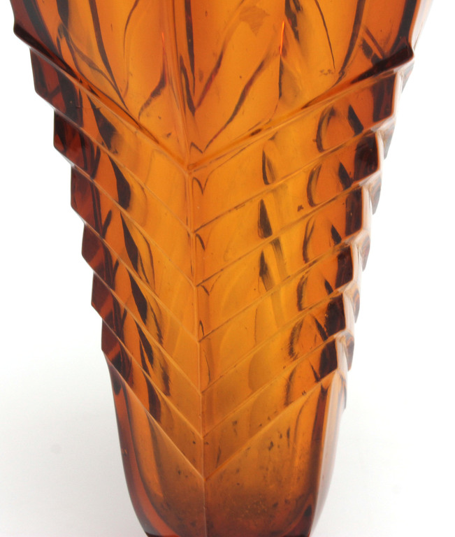 Honey color glass vase