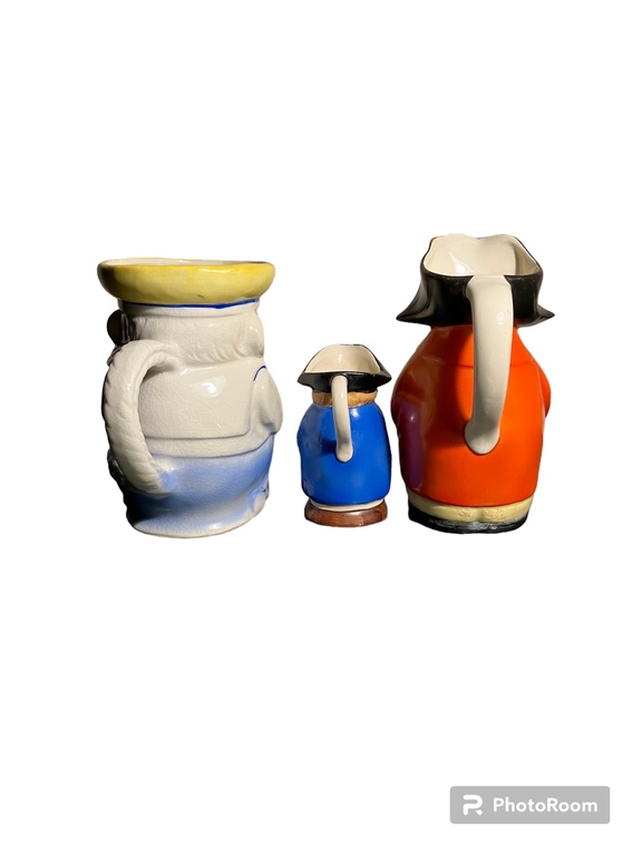 porcelain jugs three dashing men