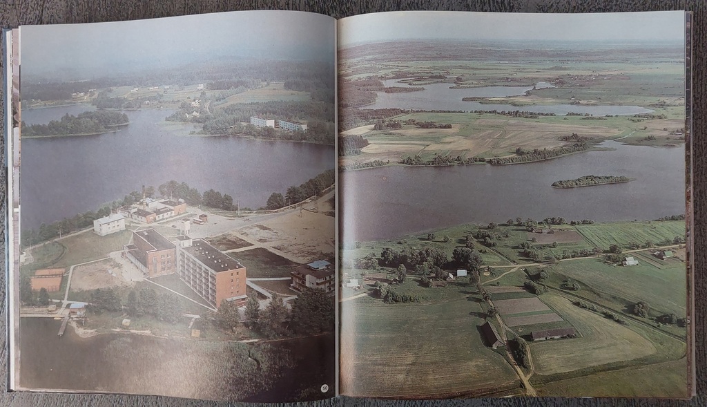 Два фотоальбома из серии «К МОРЕ» ДАУГАВА 1984г. ЛИЕЛУПЕ 1985 Рижский «Источник»