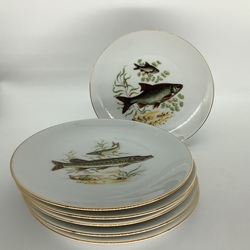 Serving plates for fish. Riga. Excellent preservation. 19 cm.