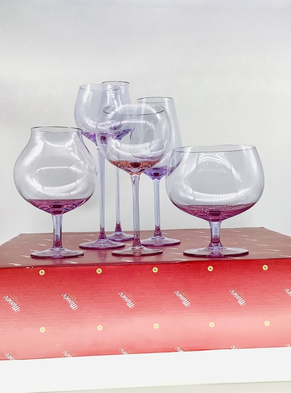 Moser “Egoist” Large glasses made of alexandrite crystal. A set of glasses for all drinks.