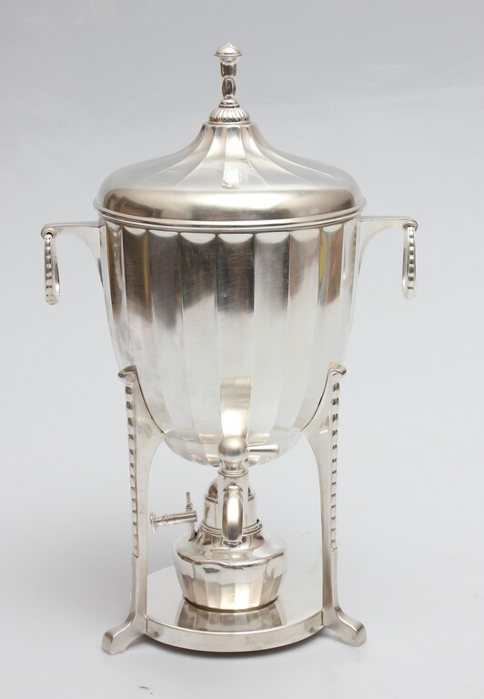 Silver-plated container for serving coffee/tea