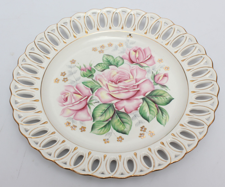 Riga porcelain plate with gilding