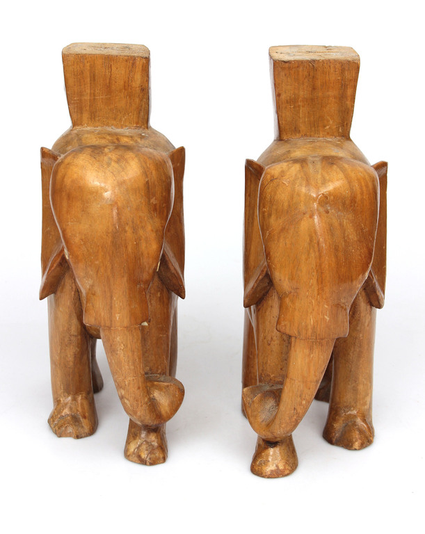 Wooden figures 