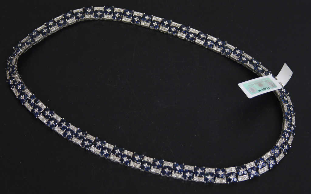 Gold jewellery set with sapphires, diamonds - necklace with earringscklace with earringsriem