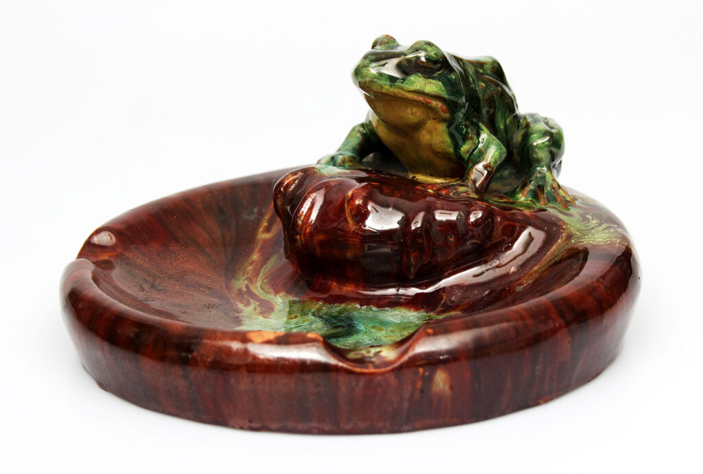 Kuznetsov ceramic ashtray Frog
