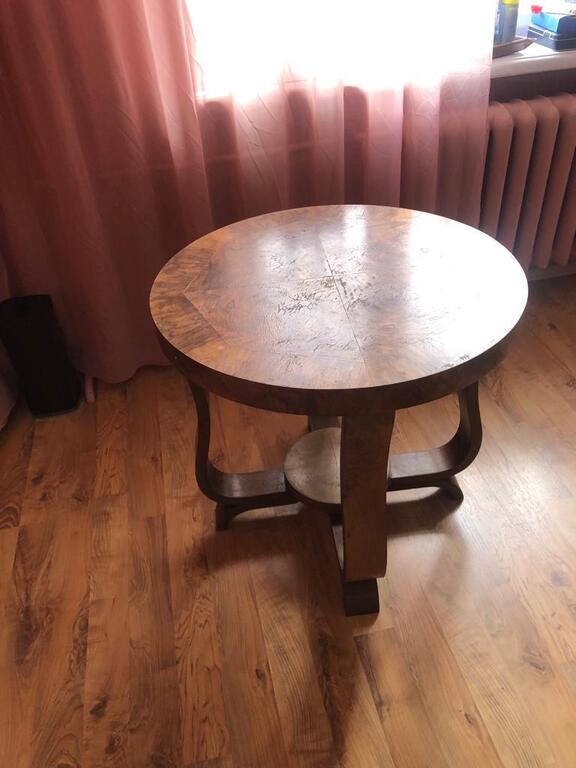 Дубовый стол