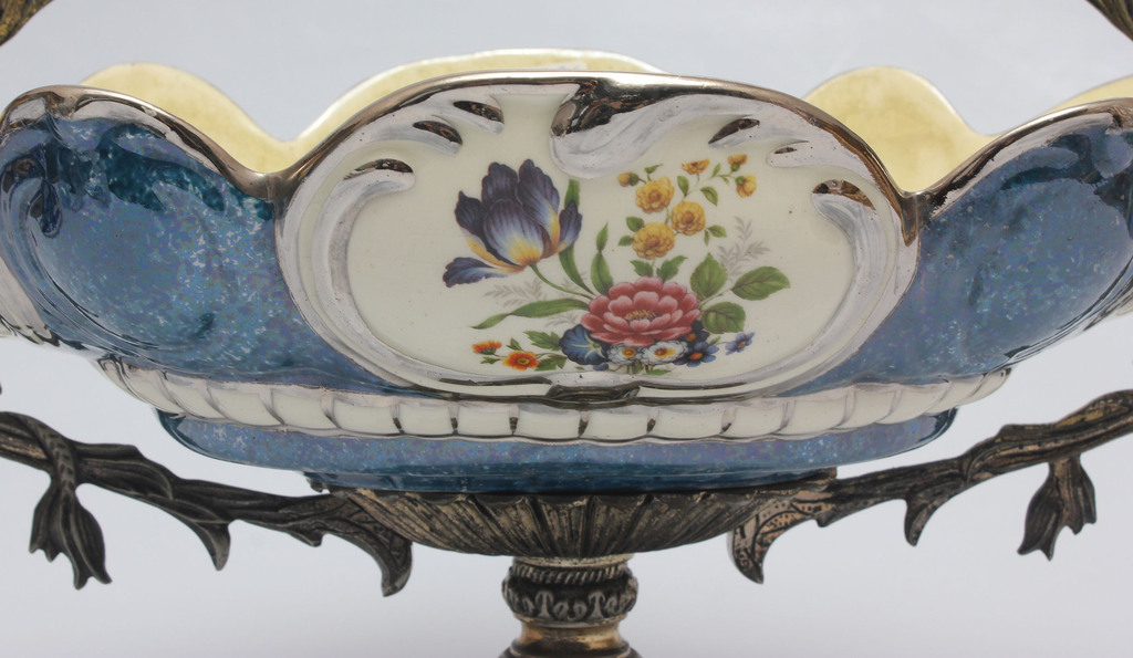 Faience vessel with silver-plated metal finish