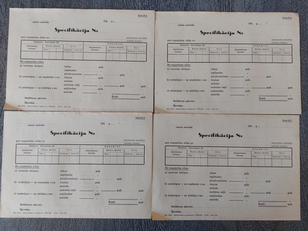 trade union membership card 1949 , and 4 pcs. Specification for eggs received from.....194..y.4