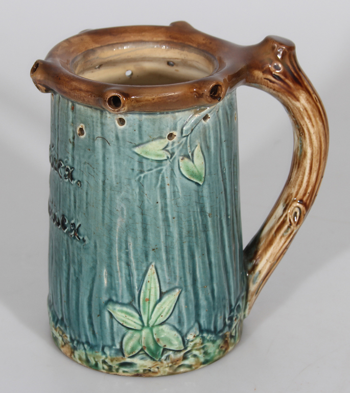 Faience cup 