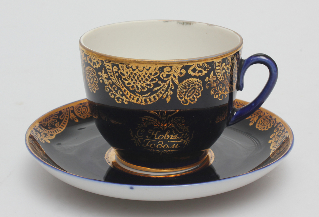 Porcelain cup and a saucer ''Новым годом !