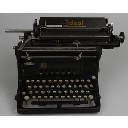 Пишущая машинка Идеал