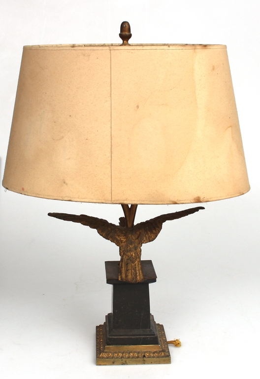 Empire style lamp