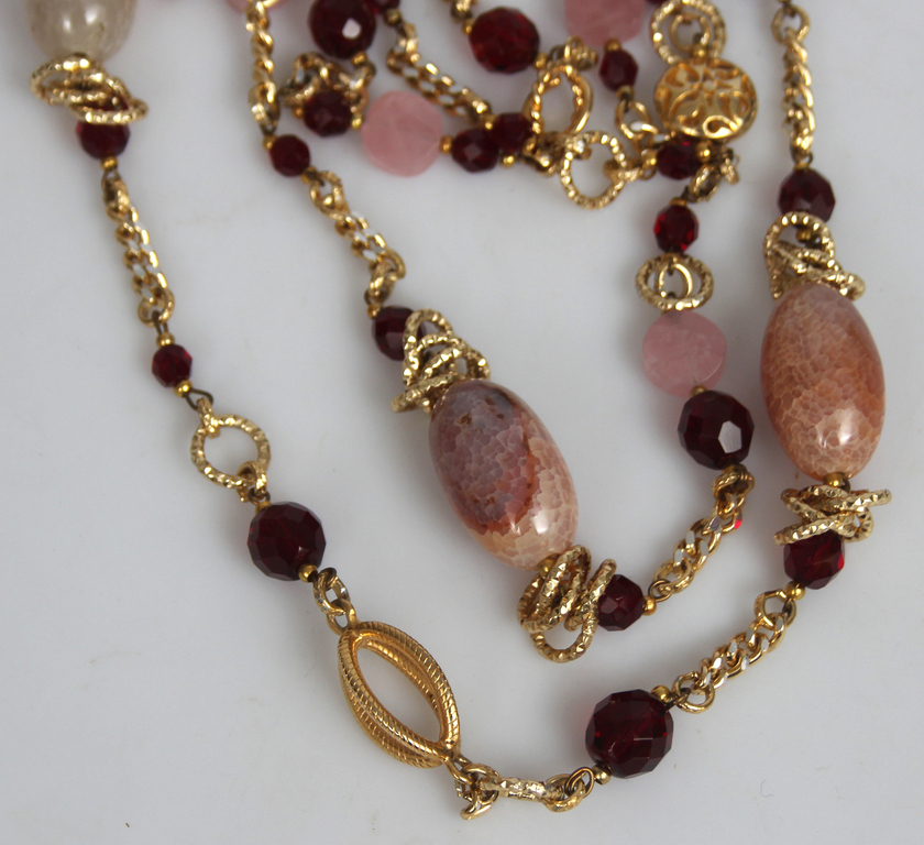 Beads with rose quartz