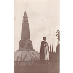 Monument in Ložmetējkalni.