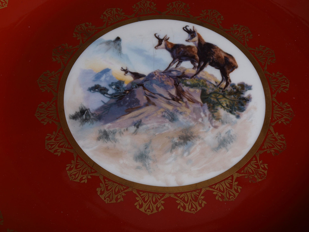 Porcelain plate „Mountain goats”